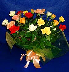  Aksaray hediye çiçek yolla  13 adet karisik renkli güller