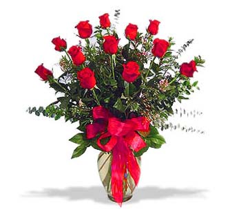çiçek siparisi 11 adet kirmizi gül cam vazo  Aksaray online çiçek gönderme sipariş 