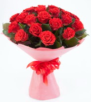 12 adet kırmızı gül buketi  Aksaray çiçek siparişi sitesi 