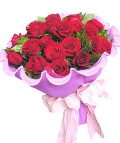 12 adet kırmızı gülden görsel buket  Aksaray çiçekçi mağazası 