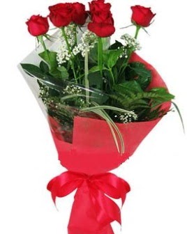 5 adet kırmızı gülden buket  Aksaray kaliteli taze ve ucuz çiçekler 