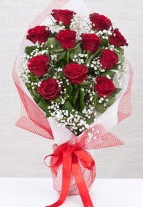 11 kırmızı gülden buket çiçeği  Aksaray 14 şubat sevgililer günü çiçek 